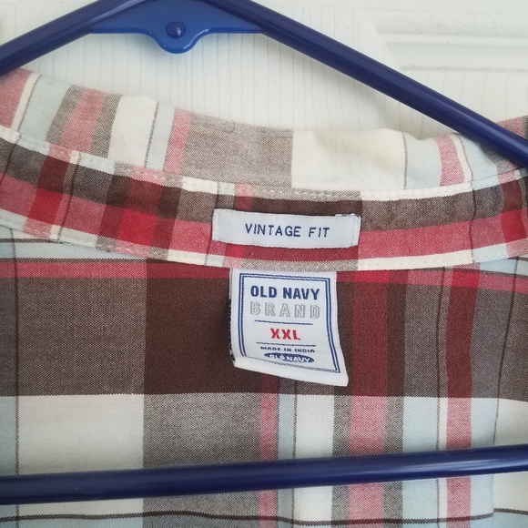 Button up shirt - Picture 2 of 2